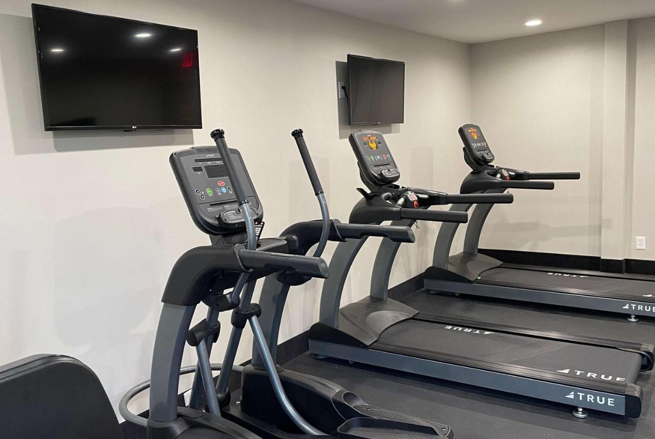 La Quinta Inn & Suites By Wyndham Indianapolis Downtown Экстерьер фото